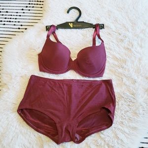 Triumph Bra & Hipster Brief